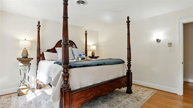 2711 Salisbury Rd, Midlothian, VA 23113