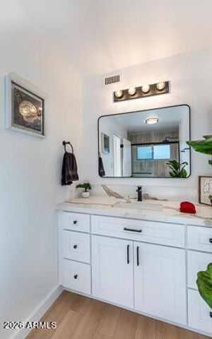 3655 N 5TH Avenue 103, Phoenix, AZ 85013