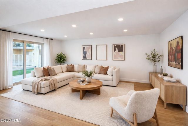 3655 N 5TH Avenue 103, Phoenix, AZ 85013