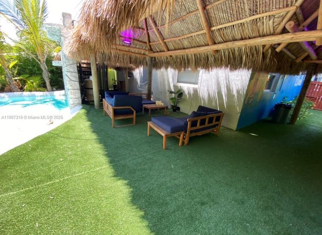 274 NW 32nd St 5, Miami, FL 33127