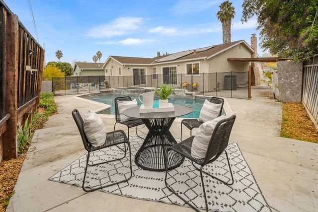 184 Sun Blossom Drive, San Jose, CA 95123