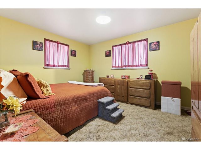 1551 S Chase St, Lakewood, CO 80232