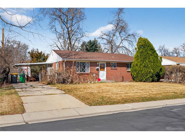 1551 S Chase St, Lakewood, CO 80232