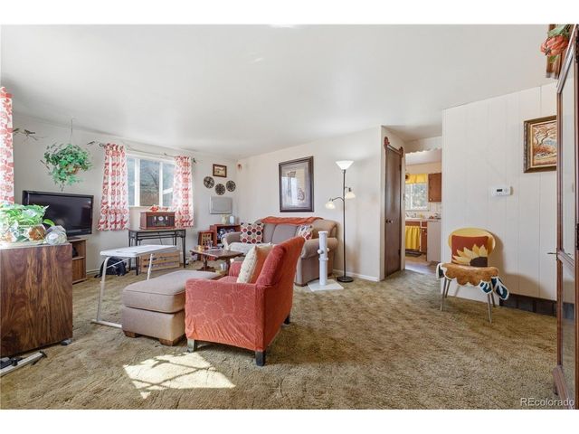 1551 S Chase St, Lakewood, CO 80232