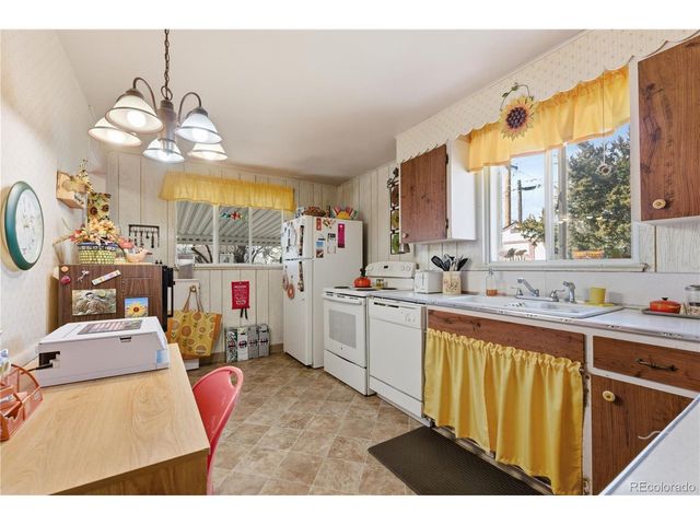 1551 S Chase St, Lakewood, CO 80232