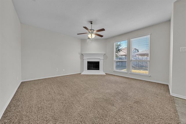 11313 Golden Ridge Lane, Fort Worth, TX 76052