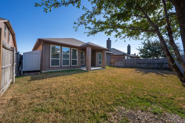 11313 Golden Ridge Lane, Fort Worth, TX 76052