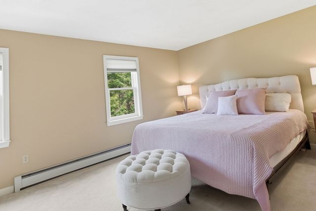 25 Buttonwood Dr., Derry, NH 03038