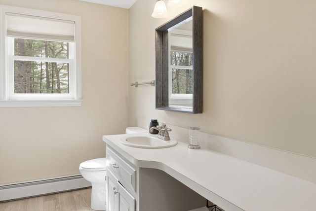 25 Buttonwood Dr., Derry, NH 03038