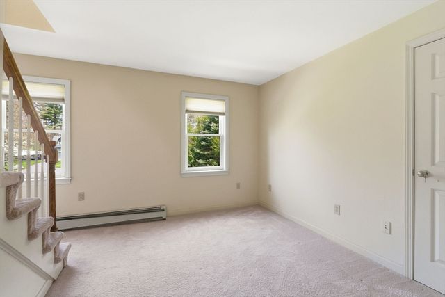 25 Buttonwood Dr., Derry, NH 03038