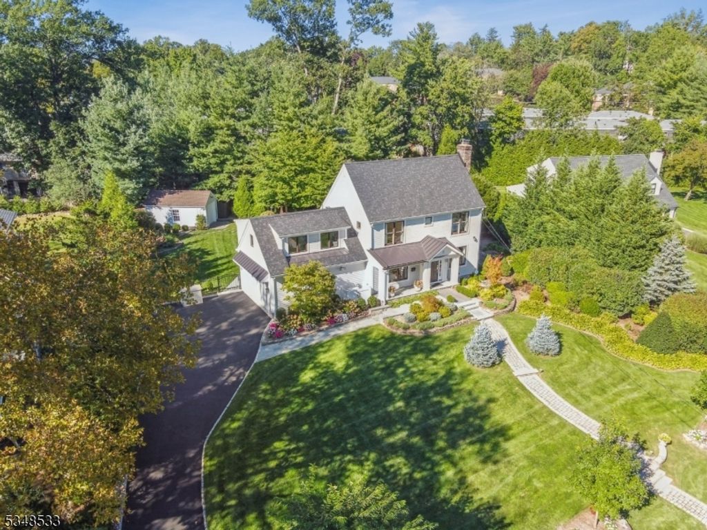 11 Meadowbrook Ct, Summit City, NJ 07901 — photo 3