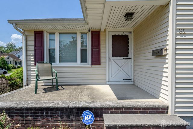 31 Gold Street, Edison, NJ 08837