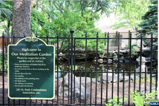 201 Saint Pauls Avenue 1W, Jersey City, NJ 07306