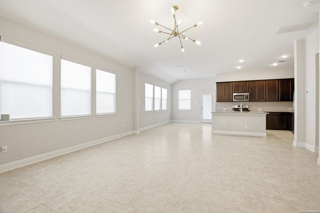 12139 Casparis, San Antonio, TX 78254