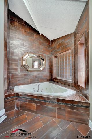 1342 Pelican Bay Place, Lincoln, NE 68528