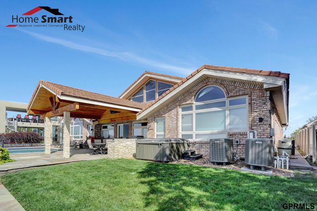 1342 Pelican Bay Place, Lincoln, NE 68528