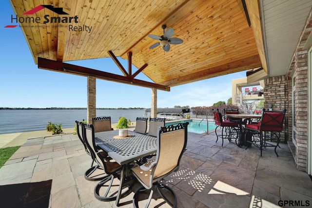 1342 Pelican Bay Place, Lincoln, NE 68528