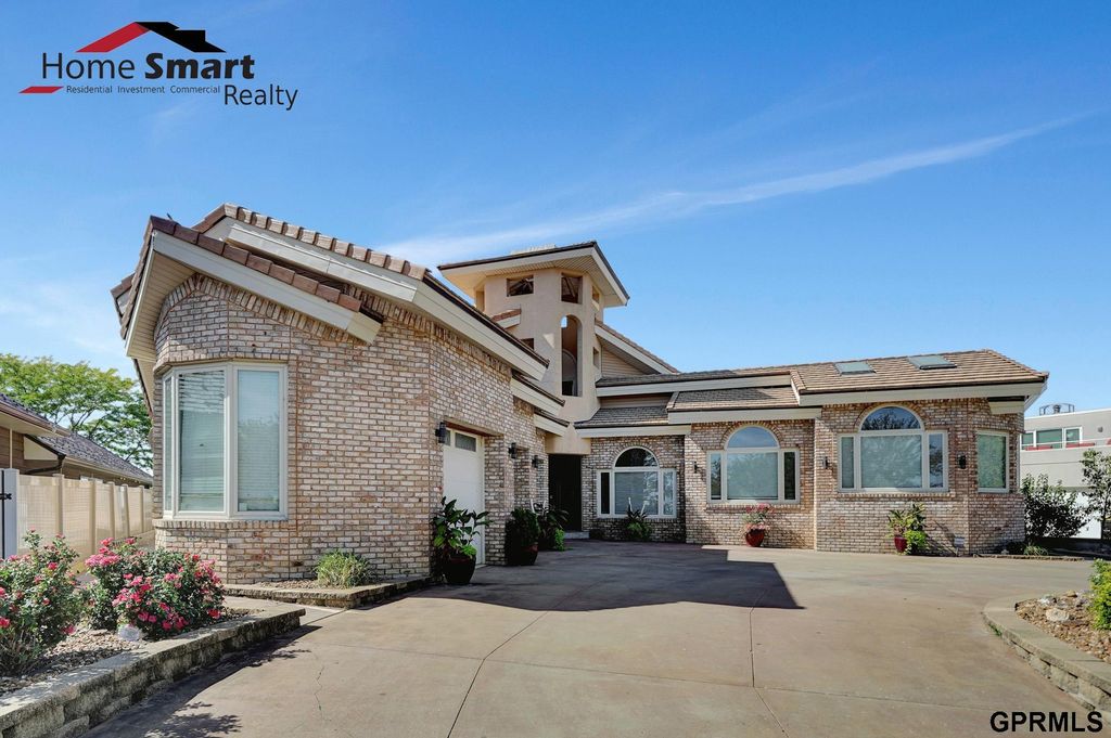 1342 Pelican Bay Place, Lincoln, NE 68528