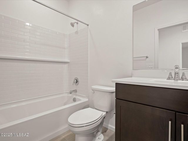 8300 S Clara Roberts Way, Tucson, AZ 85747