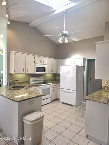 213 Pinewood Drive, New Bern, NC 28562