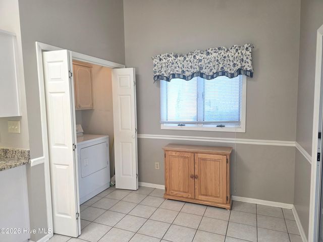 213 Pinewood Drive, New Bern, NC 28562