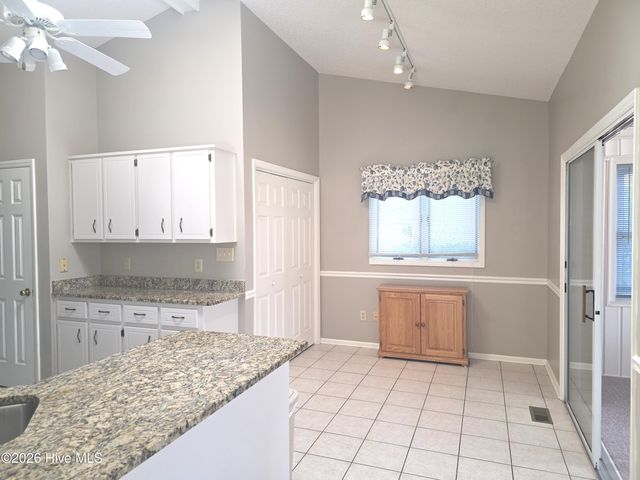 213 Pinewood Drive, New Bern, NC 28562