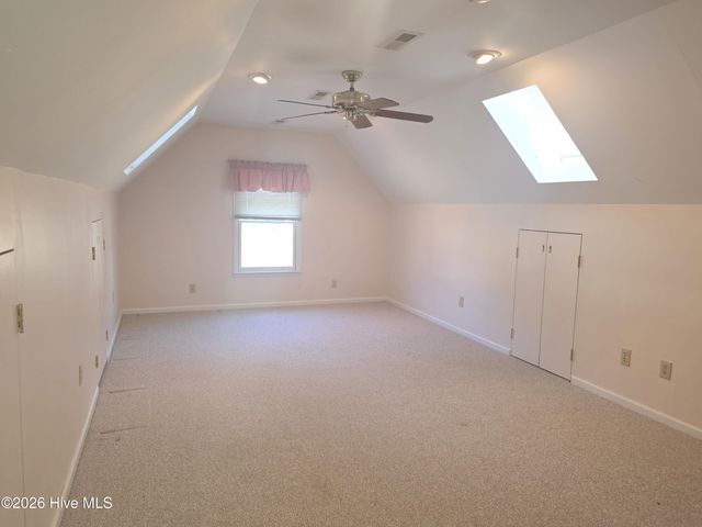 213 Pinewood Drive, New Bern, NC 28562