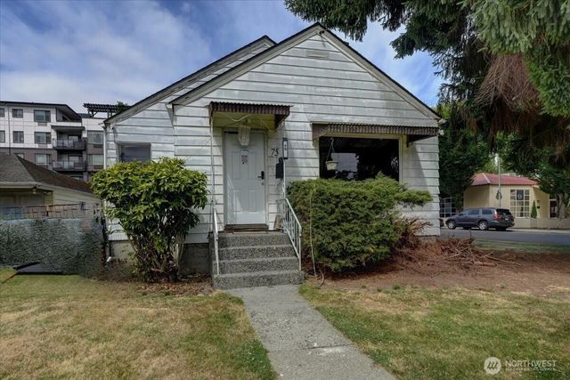 75 Williams Avenue S, Renton, WA 98057
