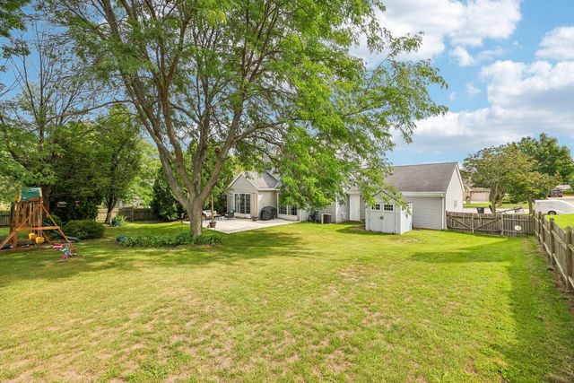 4441 S 116th STREET, Greenfield, WI 53228