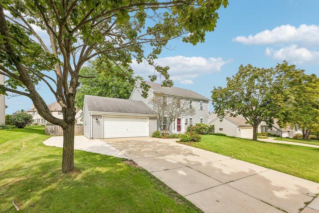 4441 S 116th STREET, Greenfield, WI 53228