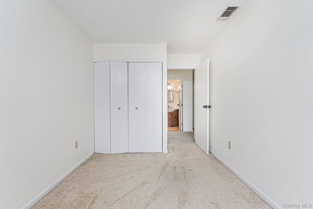 670 Ilyssa Way, Staten Island, NY 10312