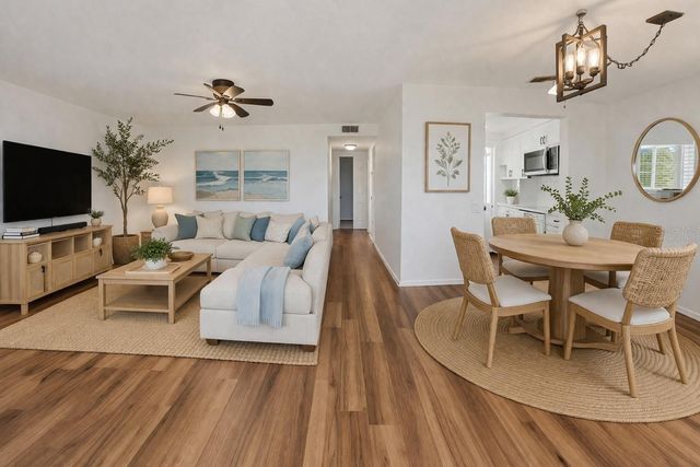 350 79TH AVENUE N 122, St Petersburg, FL 33702