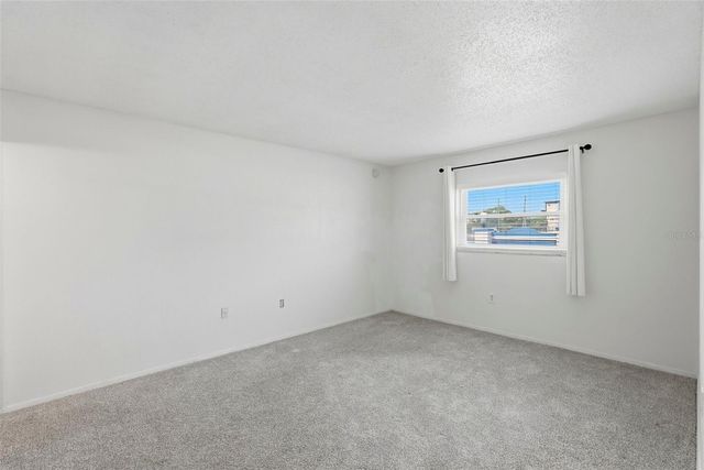 350 79TH AVENUE N 122, St Petersburg, FL 33702