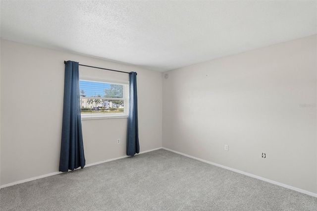 350 79TH AVENUE N 122, St Petersburg, FL 33702