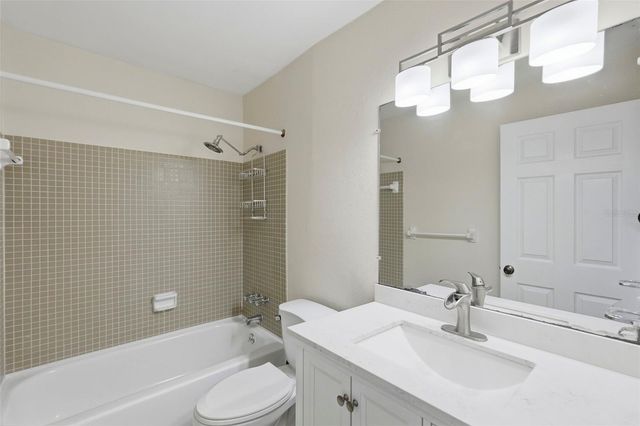 350 79TH AVENUE N 122, St Petersburg, FL 33702