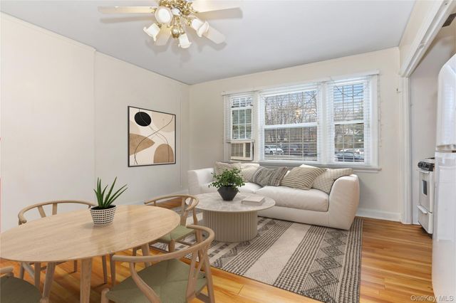 300 Manville Road C22, Pleasantville, NY 10570