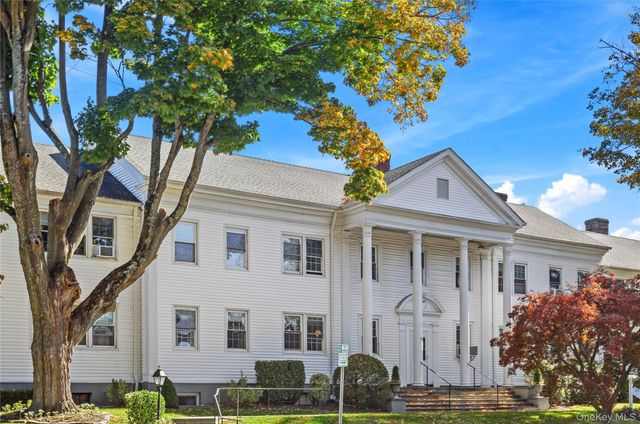 300 Manville Road C22, Pleasantville, NY 10570