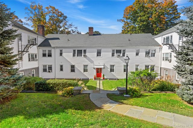 300 Manville Road C22, Pleasantville, NY 10570