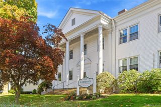300 Manville Road C22, Pleasantville, NY 10570