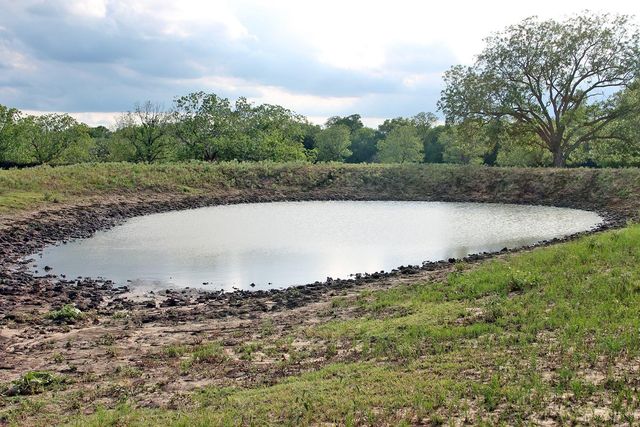 6019 Fm 3158, Dale, TX 78616