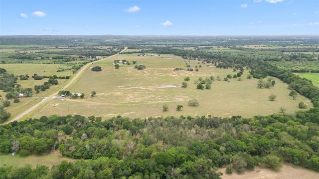 6019 Fm 3158, Dale, TX 78616