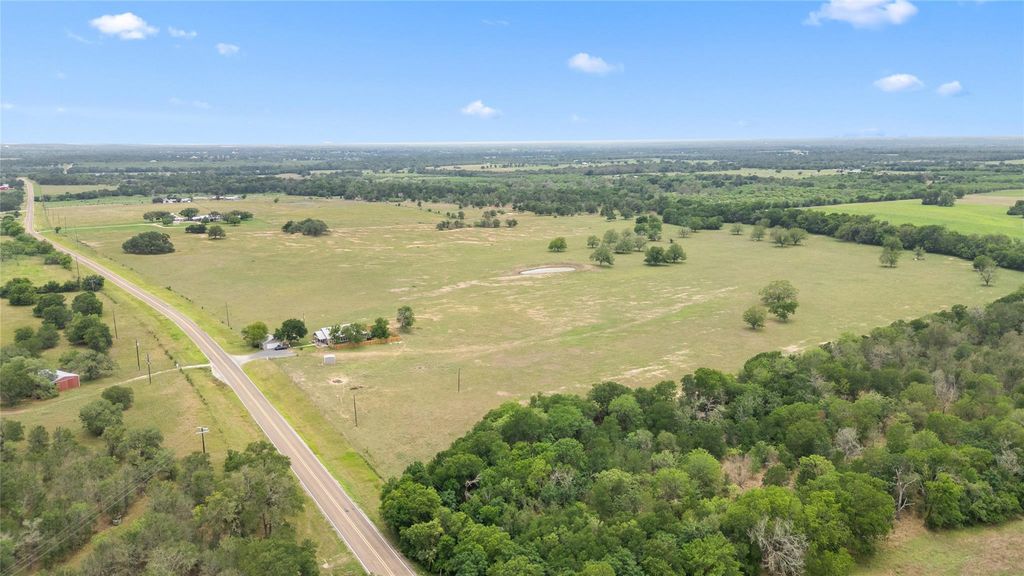 6019 Fm 3158, Dale, TX 78616