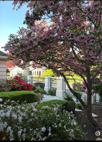 3192 Arnold Palmer Way, Medford, OR 97504