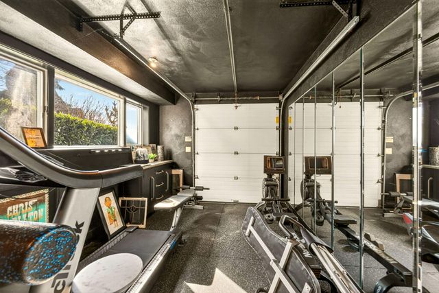 3192 Arnold Palmer Way, Medford, OR 97504