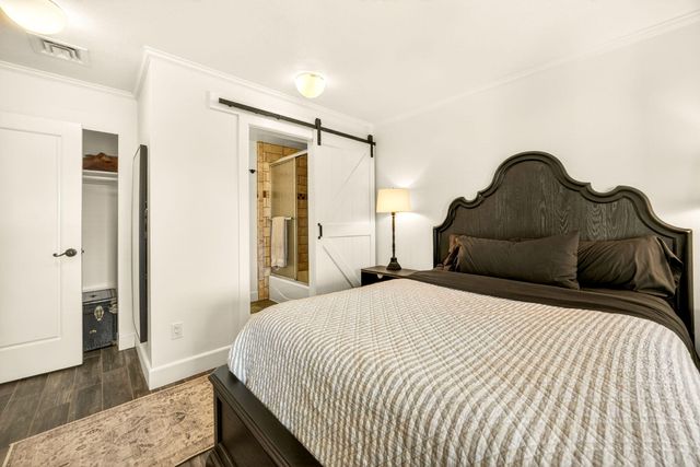 3192 Arnold Palmer Way, Medford, OR 97504