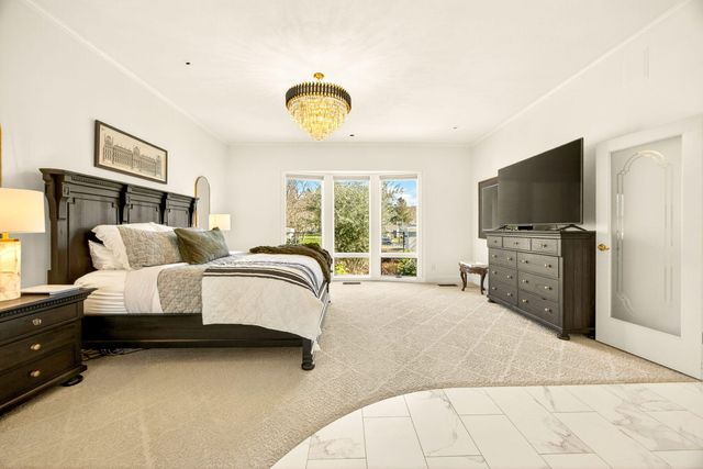 3192 Arnold Palmer Way, Medford, OR 97504