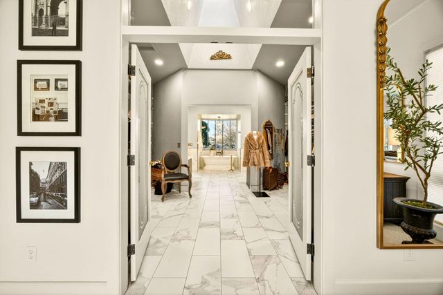 3192 Arnold Palmer Way, Medford, OR 97504