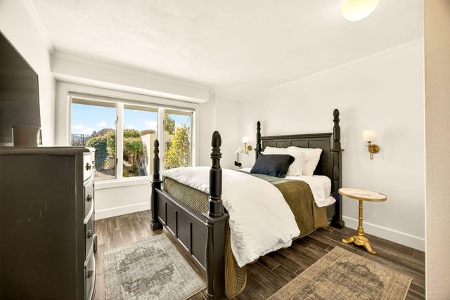 3192 Arnold Palmer Way, Medford, OR 97504