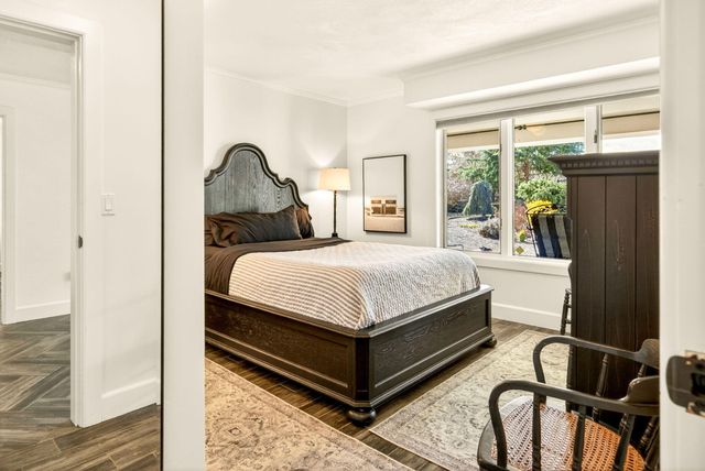 3192 Arnold Palmer Way, Medford, OR 97504