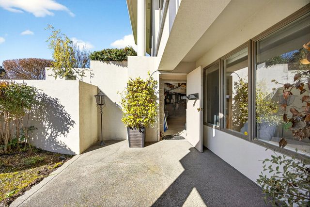 3192 Arnold Palmer Way, Medford, OR 97504